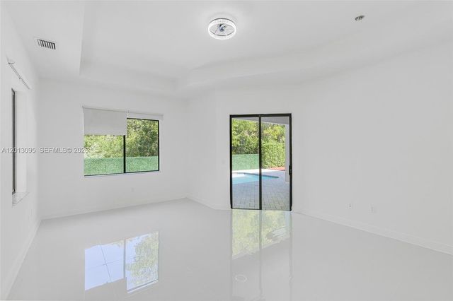 7551 SW 187th St, Cutler Bay, FL 33157