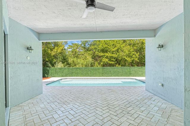 7551 SW 187th St, Cutler Bay, FL 33157
