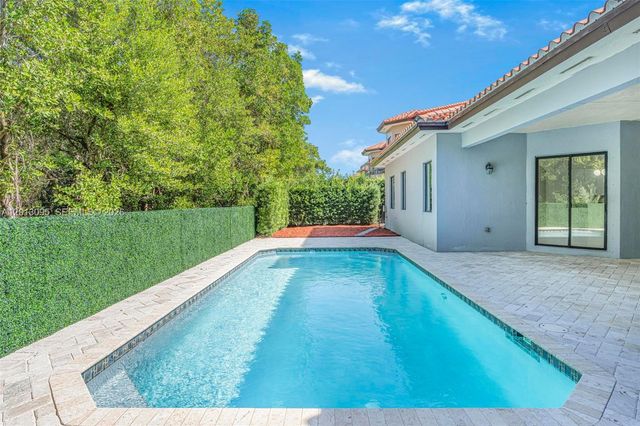 7551 SW 187th St, Cutler Bay, FL 33157
