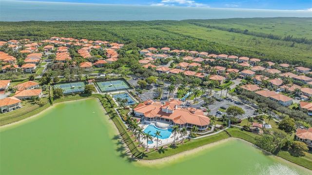 7551 SW 187th St, Cutler Bay, FL 33157