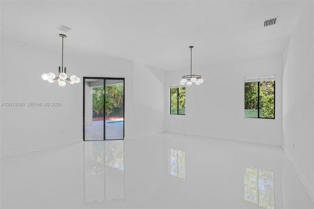 7551 SW 187th St, Cutler Bay, FL 33157