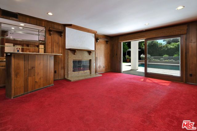 17616 Corinthian Drive, Encino (los Angeles), CA 91316