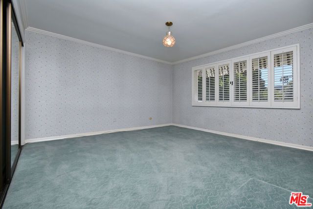 17616 Corinthian Drive, Encino (los Angeles), CA 91316