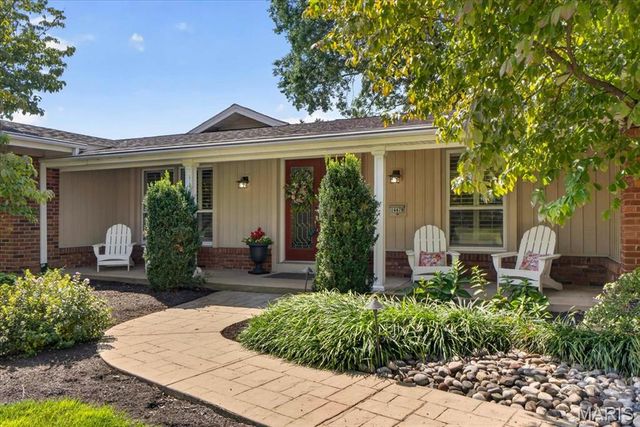 14470 Pembury Drive, Chesterfield, MO 63017