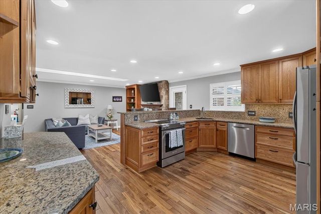 14470 Pembury Drive, Chesterfield, MO 63017