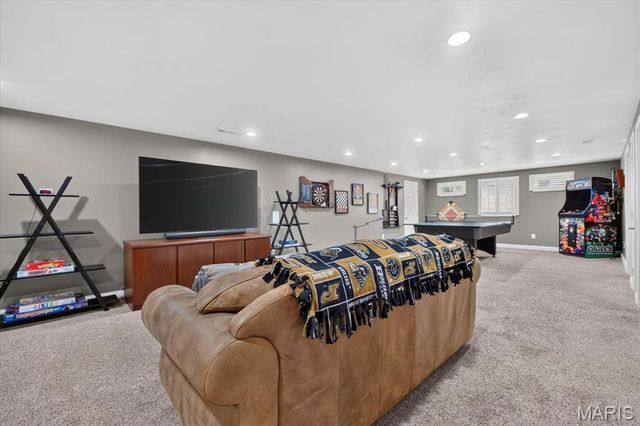 14470 Pembury Drive, Chesterfield, MO 63017