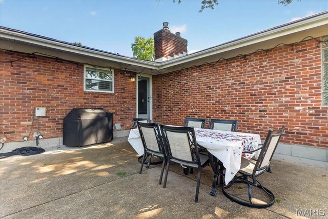 14470 Pembury Drive, Chesterfield, MO 63017