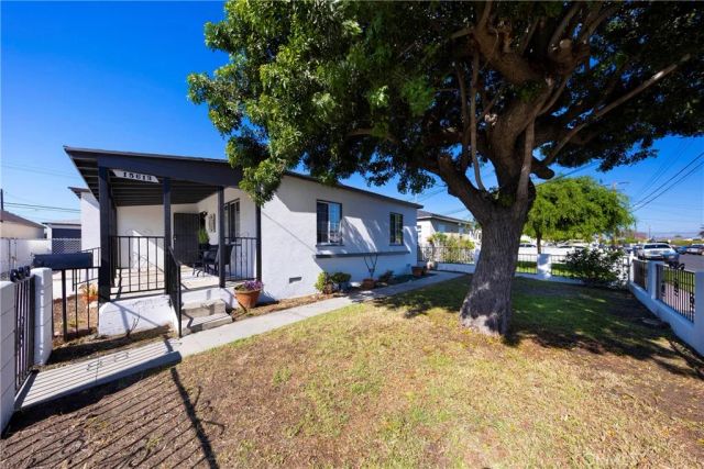 15613 Thornlake Avenue, Norwalk, CA 90650