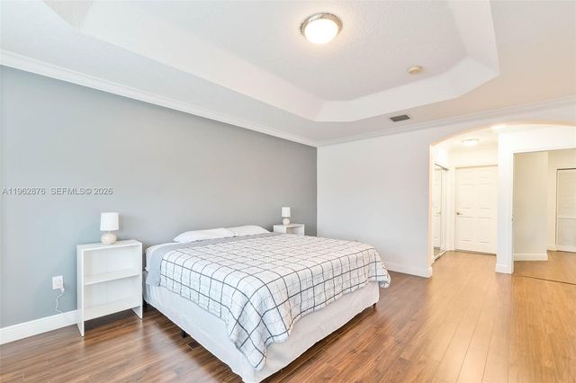 11227 NW 73rd Ter, Doral, FL 33178