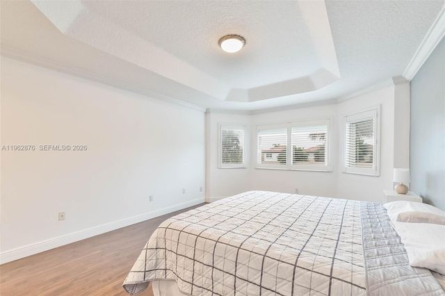 11227 NW 73rd Ter, Doral, FL 33178