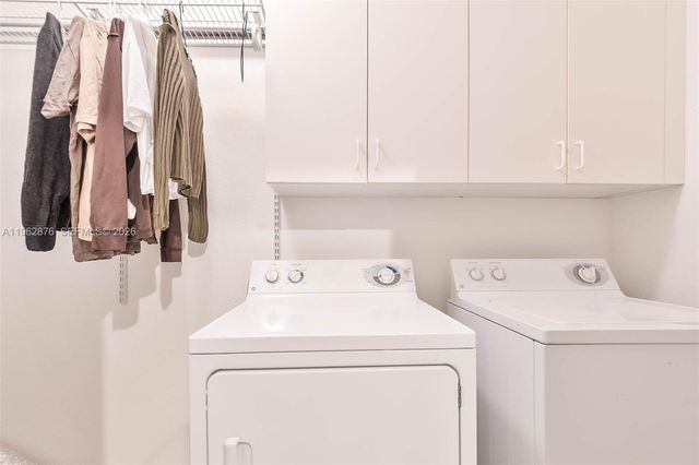 11227 NW 73rd Ter, Doral, FL 33178