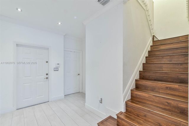 11227 NW 73rd Ter, Doral, FL 33178