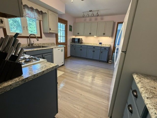 618 BURKHART Avenue, Erie, PA 16511