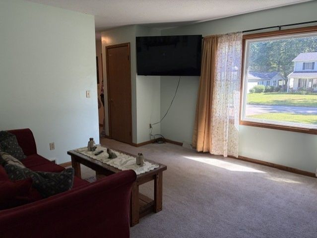 618 BURKHART Avenue, Erie, PA 16511
