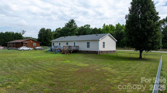 150 Bost Nursery Road, Maiden, NC 28650