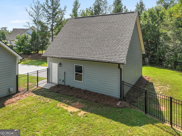 1 Firepit Court, Senoia, GA 30276