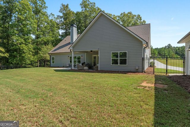 1 Firepit Court, Senoia, GA 30276
