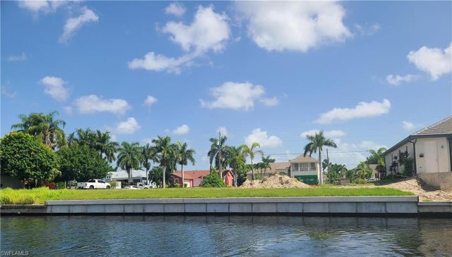 2712 SW 37th TER, Cape Coral, FL 33914