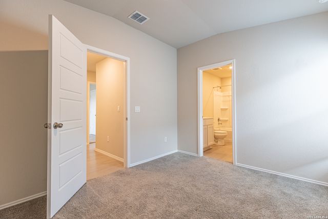 8807 OSPREY TRL, San Antonio, TX 78222