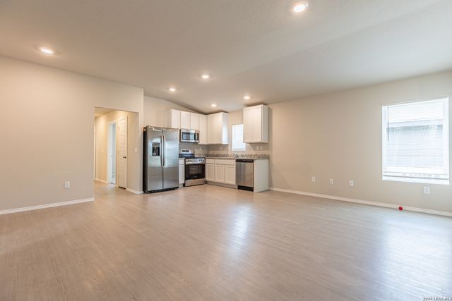 8807 OSPREY TRL, San Antonio, TX 78222