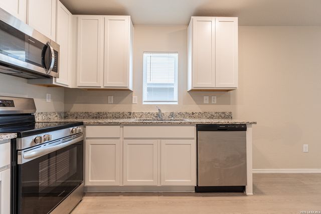 8807 OSPREY TRL, San Antonio, TX 78222