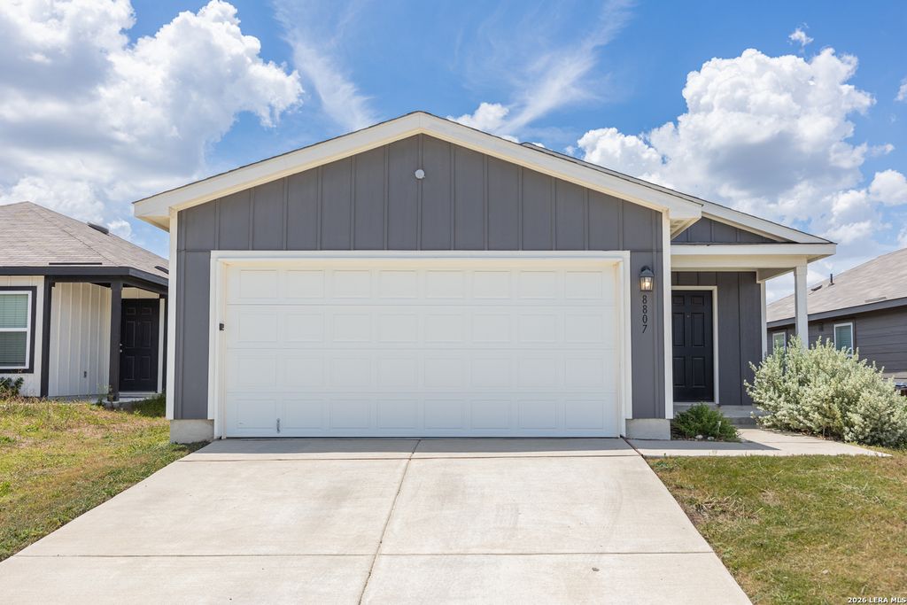 8807 OSPREY TRL, San Antonio, TX 78222