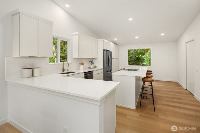 14214 Westwood Place NE, Seattle, WA 98125