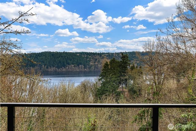 14214 Westwood Place NE, Seattle, WA 98125