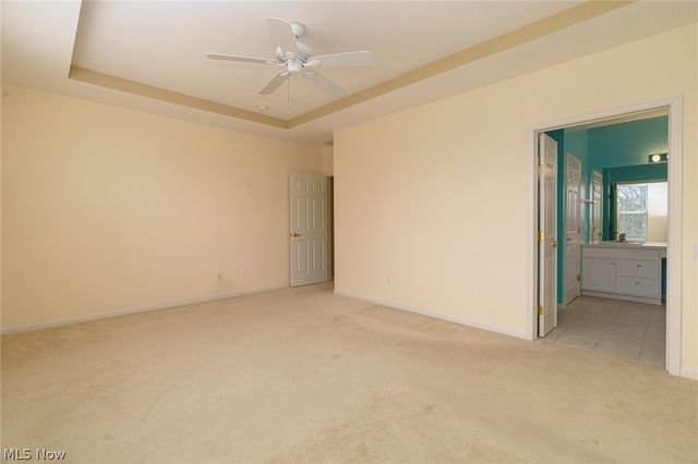 9119 Chatham Circle, North Ridgeville, OH 44039