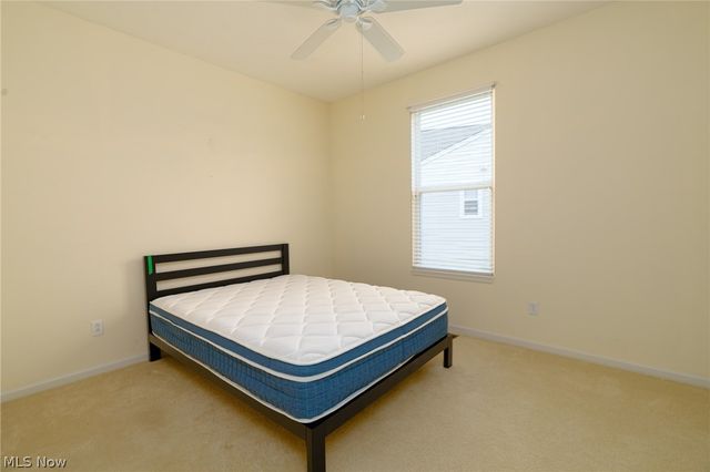 9119 Chatham Circle, North Ridgeville, OH 44039