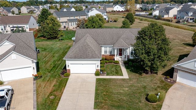 9119 Chatham Circle, North Ridgeville, OH 44039