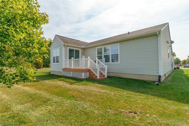 9119 Chatham Circle, North Ridgeville, OH 44039