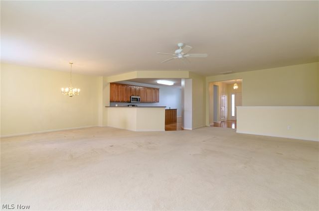 9119 Chatham Circle, North Ridgeville, OH 44039