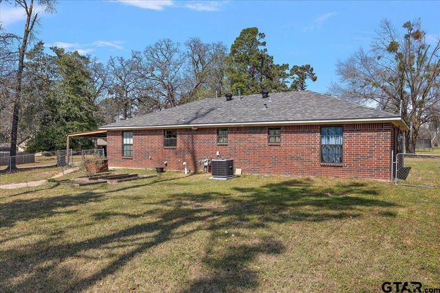 110 Earl St, Rusk, TX 75785