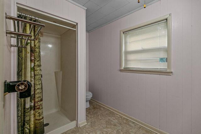 2414 S Rocky Creek Rd, Ashford, AL 36312