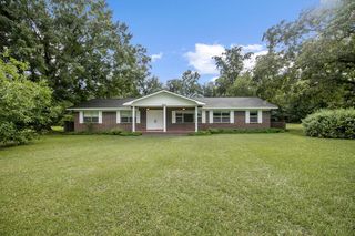 2414 S Rocky Creek Rd, Ashford, AL 36312