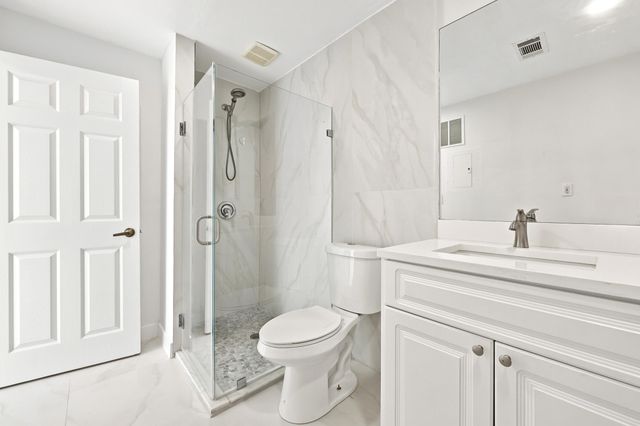 126 WEST Court, Royal Palm Beach, FL 33411