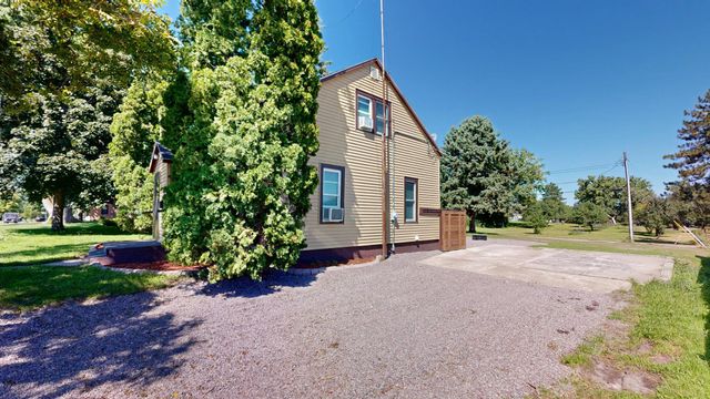 447 E Schlieman Avenue, Appleton, MN 56208