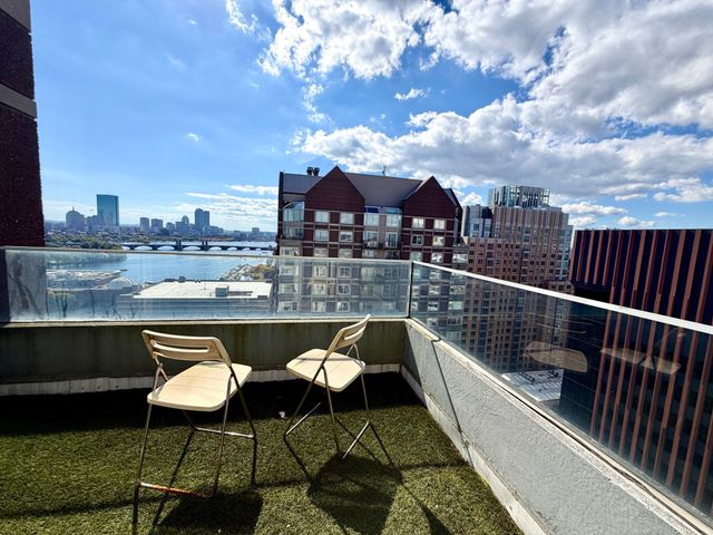 8-10 Museum Way 2324, Cambridge, MA 02141