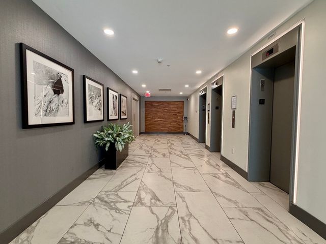 8-10 Museum Way 2324, Cambridge, MA 02141