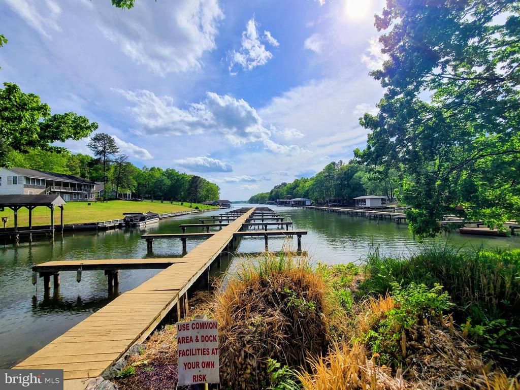 3319 VIOLA WAY, Bumpass, VA 23024