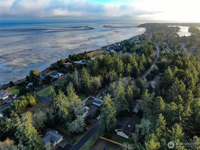 159 Duck lake Drive SE, Ocean Shores, WA 98569