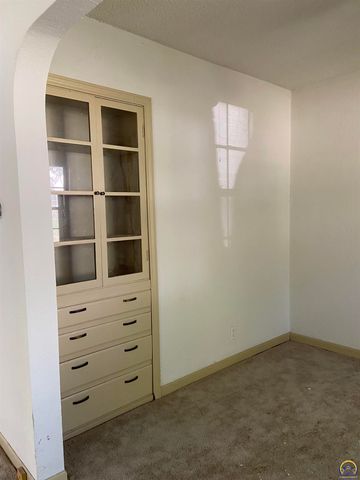 1019 SW Wayne AVE, Topeka, KS 66604