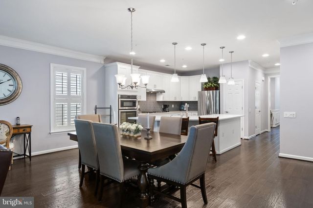 132 DENISON ST, Fredericksburg, VA 22406