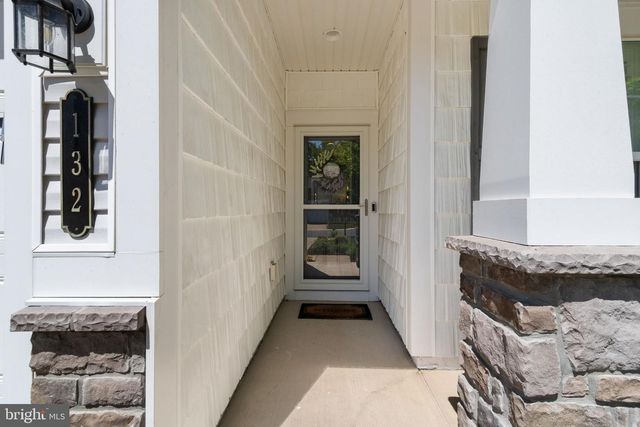 132 DENISON ST, Fredericksburg, VA 22406