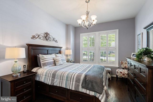 132 DENISON ST, Fredericksburg, VA 22406