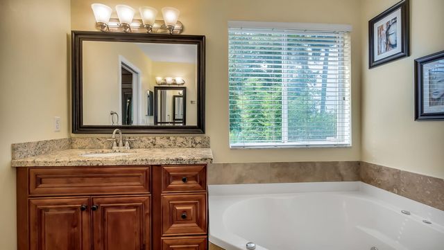 2510 Rampart Way S, Hollywood, FL 33026