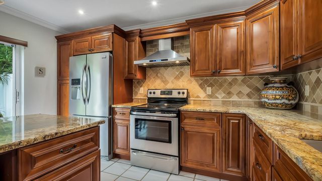 2510 Rampart Way S, Hollywood, FL 33026