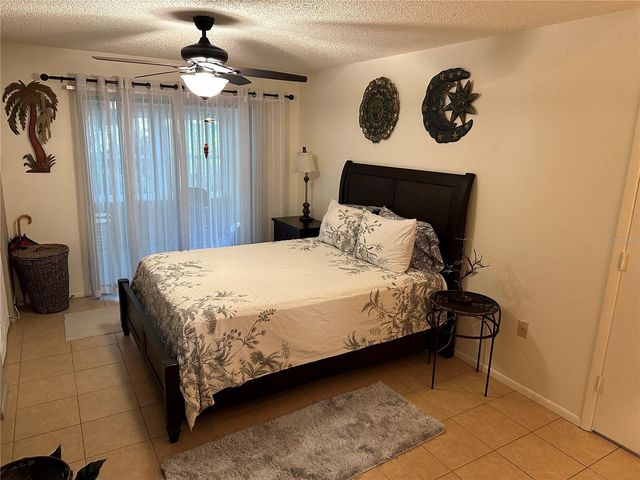 655 WOODLAWN DRIVE 655, Bradenton, FL 34210