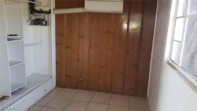 415 North 13th Street B, Las Vegas, NV 89101